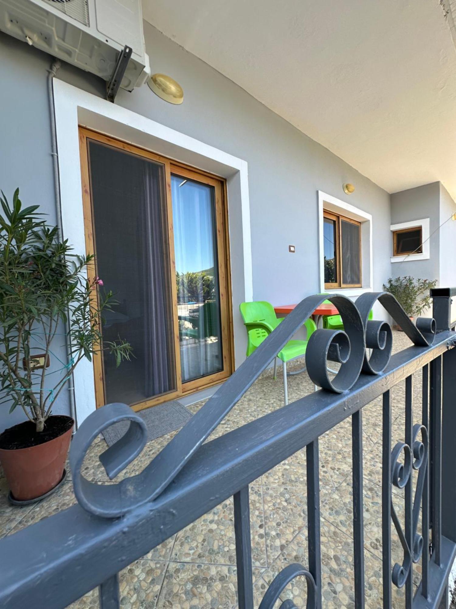 Albi'S Guesthouse كساميل المظهر الخارجي الصورة