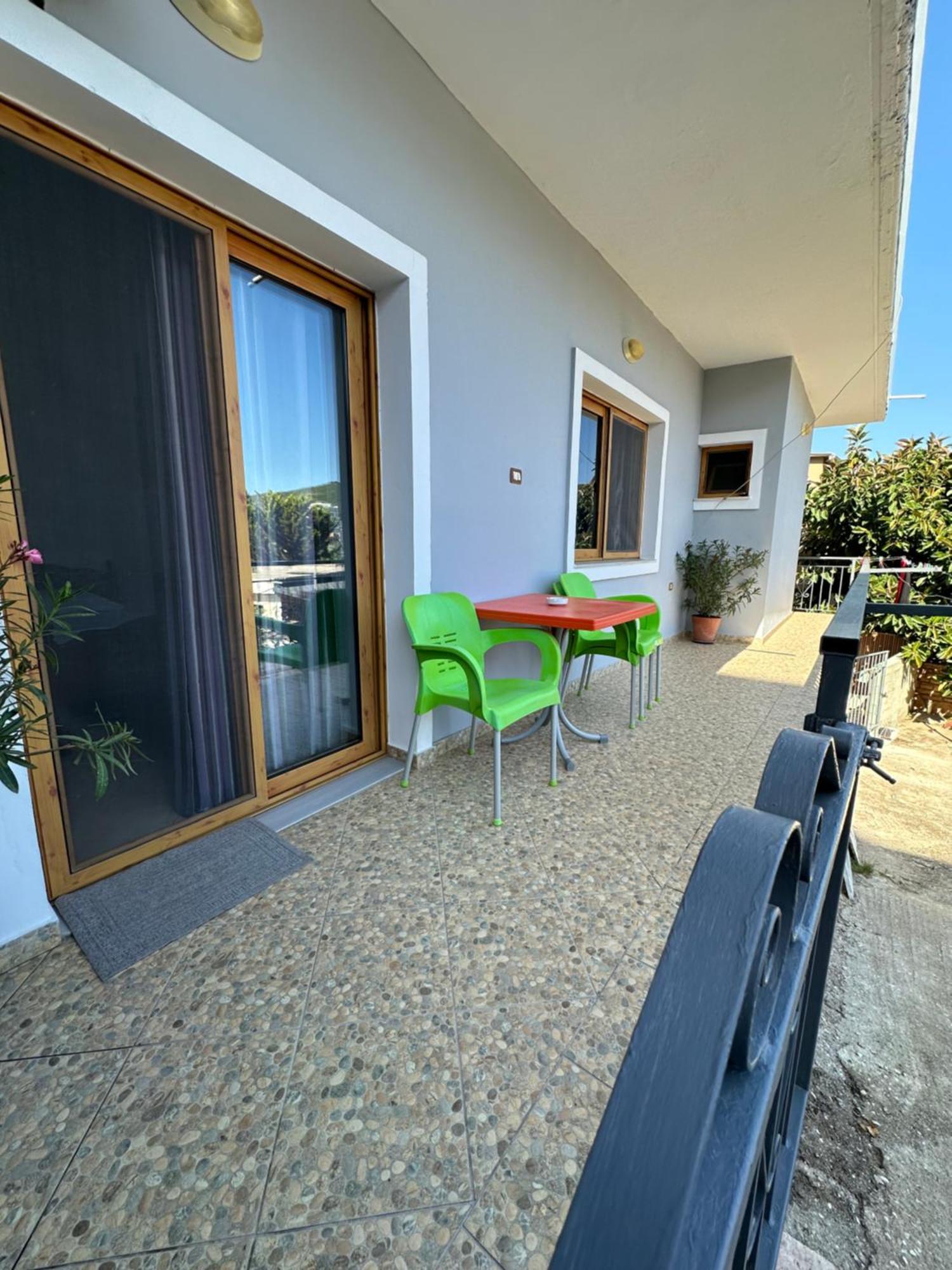 Albi'S Guesthouse كساميل المظهر الخارجي الصورة