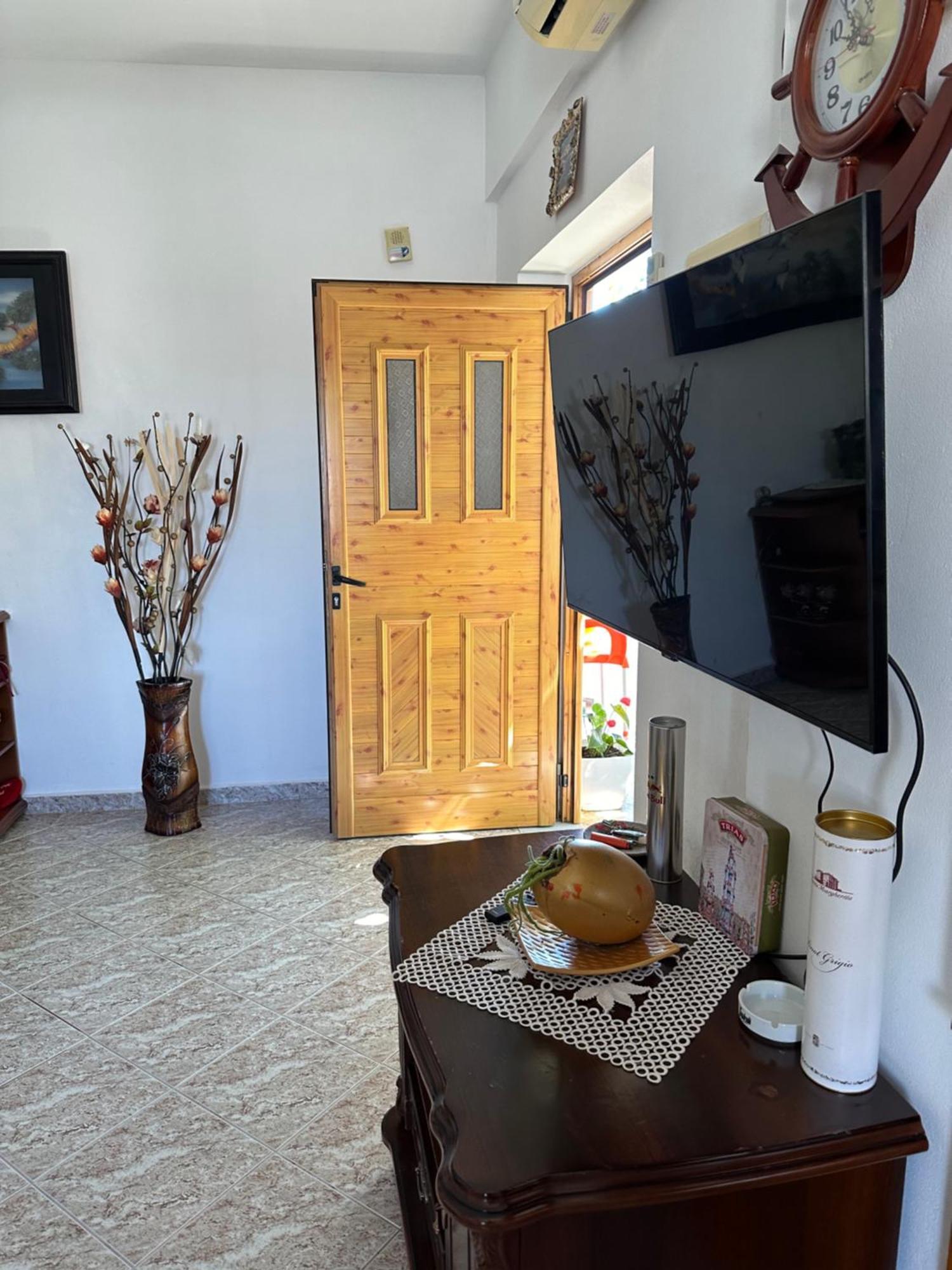 Albi'S Guesthouse كساميل المظهر الخارجي الصورة