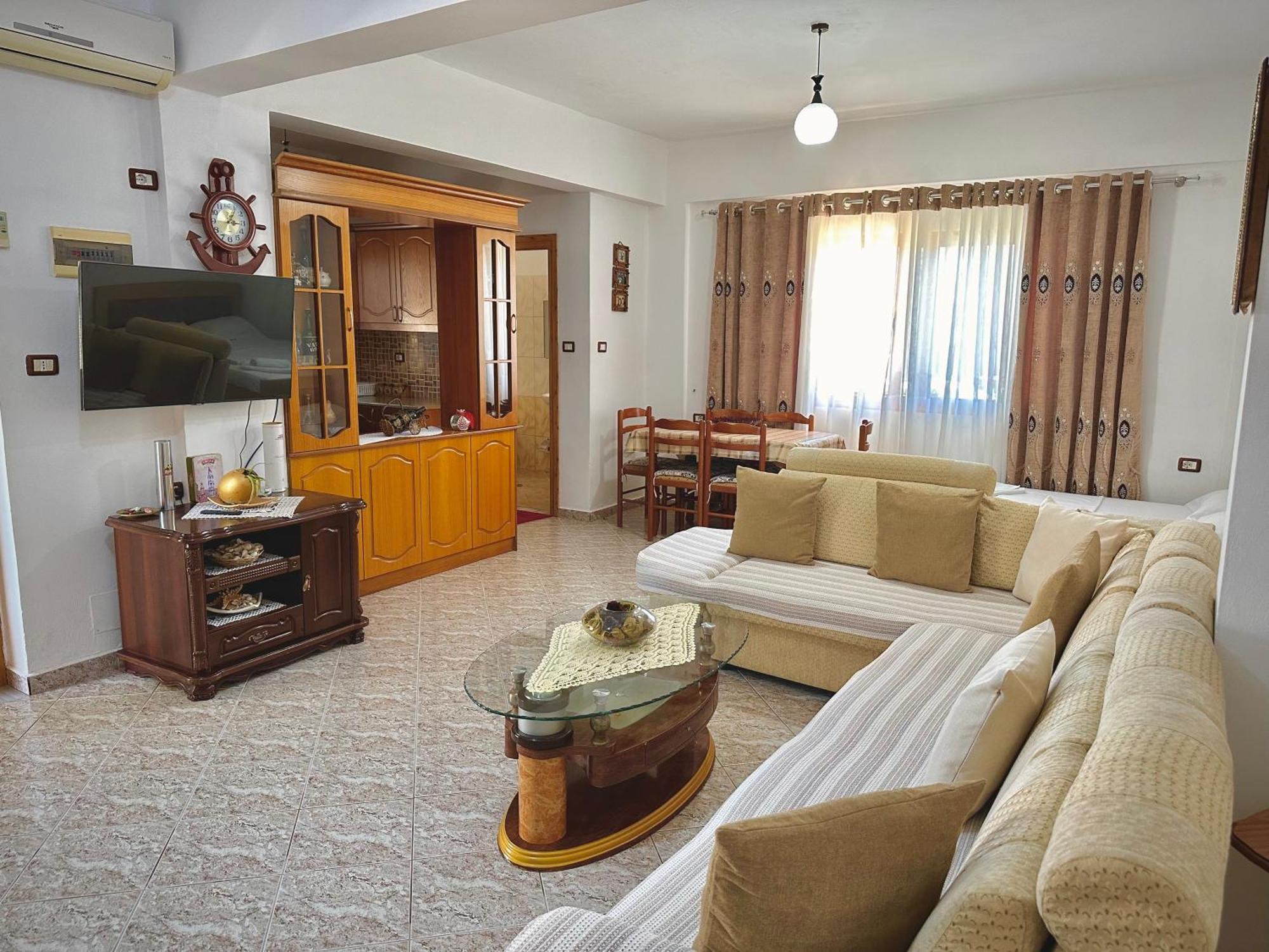 Albi'S Guesthouse كساميل المظهر الخارجي الصورة